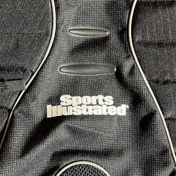 Sports illustrated high sierra black new backpack - Picture 2 of 6